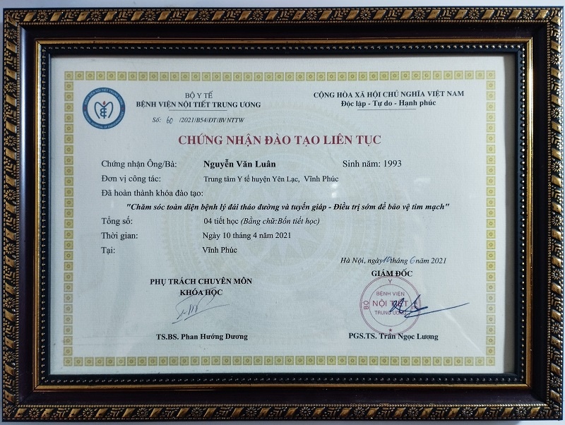Bằng cấp chứng chỉ bác sĩ Luân 3